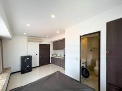 Duku Place (D15), Condominium #618056661